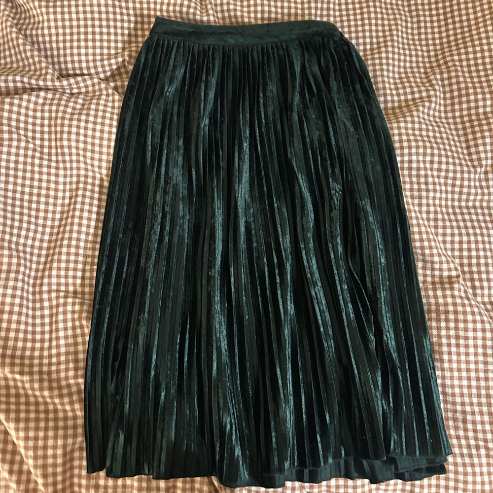 Zara Dark Green Velvety Midi Skirt